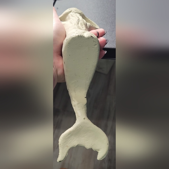 Cast Iron Mermaid Shelf Sitter - Picture 3 of 4